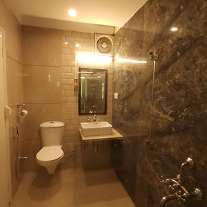 Queen Suite